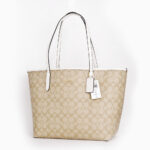 coach city tote in signature canvas