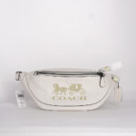 coach warren belt bag with horse and carriage (chalk)