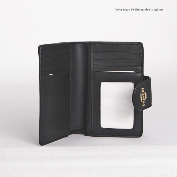 coach medium corner zip wallet in signature canvas