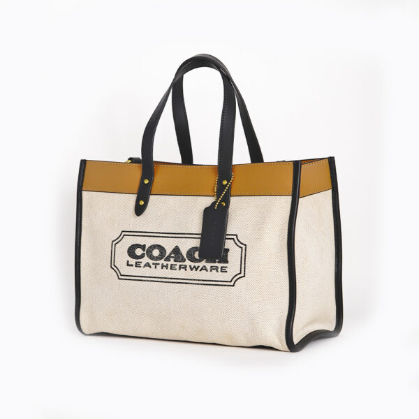 coach field tote 30 with coach badge