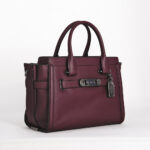 coach swagger 27 in glovetanned oxblood