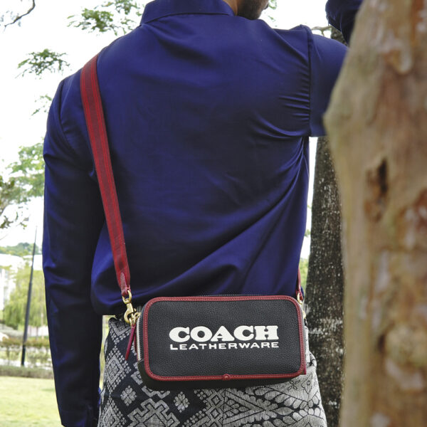 coach kia camera bag in colorblock