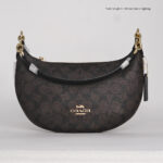 coach payton hobo in signature canvas