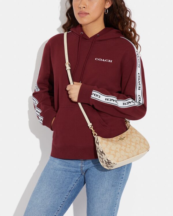 coach teri shoulder bag in signature canvas