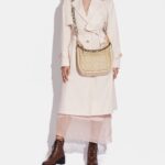 coach jules hobo in signature canvas