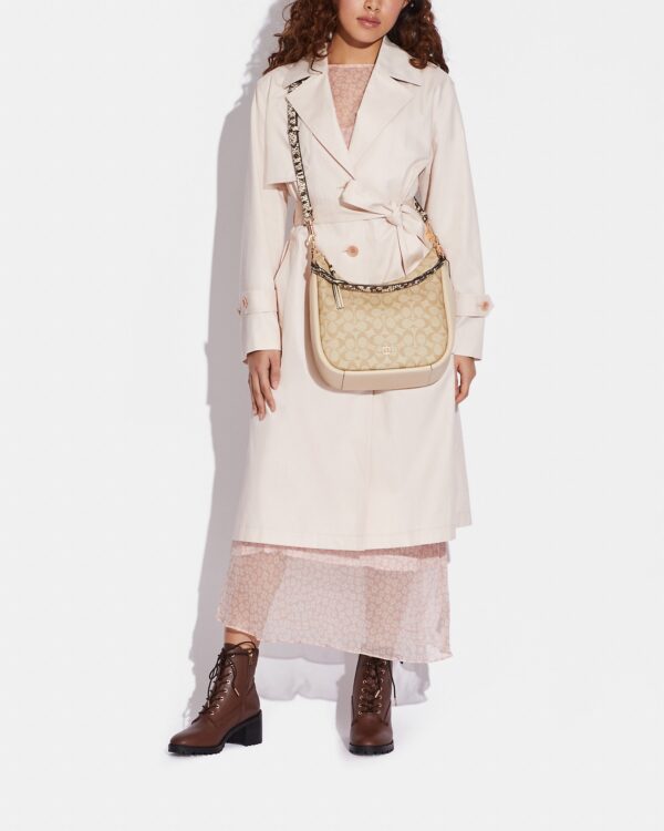 coach jules hobo in signature canvas