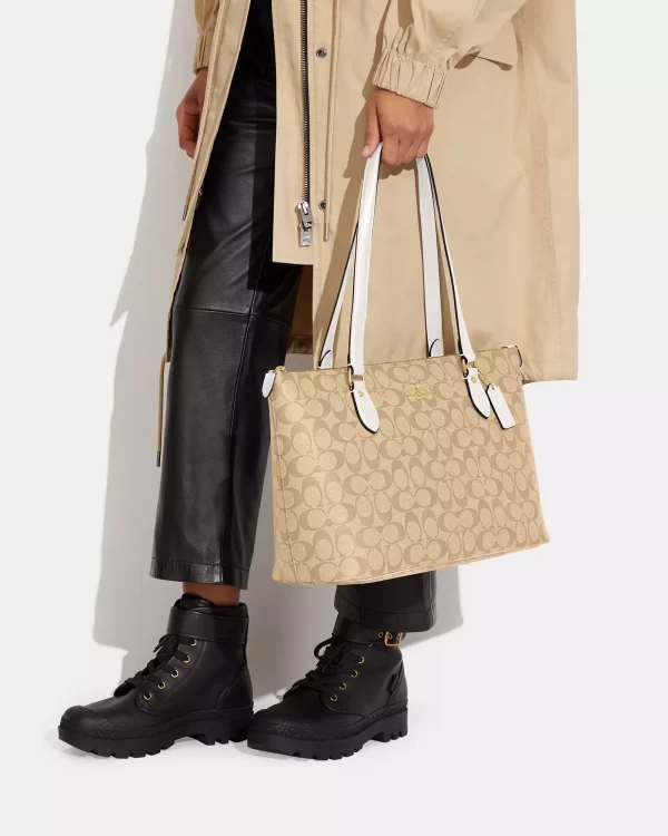 coach gallery tote in signature canvas