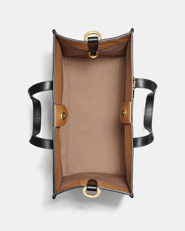 coach field tote 30 with coach badge