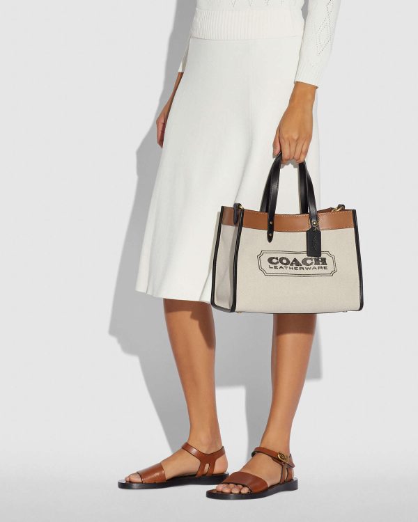 coach field tote 30 with coach badge