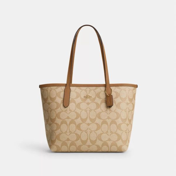coach mini city tote in signature canvas ( eta 5 6 april )