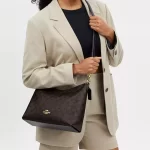 coach laurel shoulder bag in signature canvas