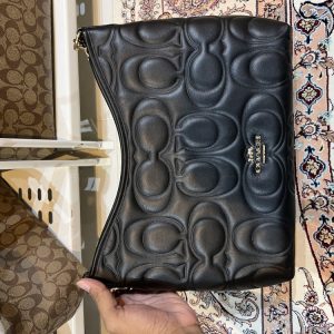 coach laurel signature embossed