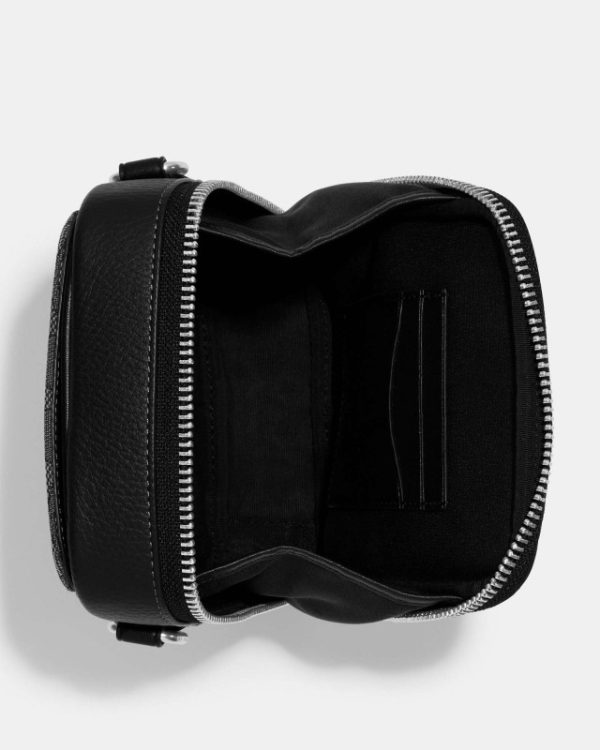 coach stanton crossbody in signature jacquard