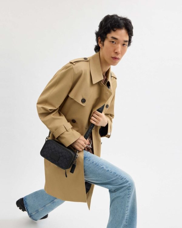 coach wyatt crossbody in signature canvas