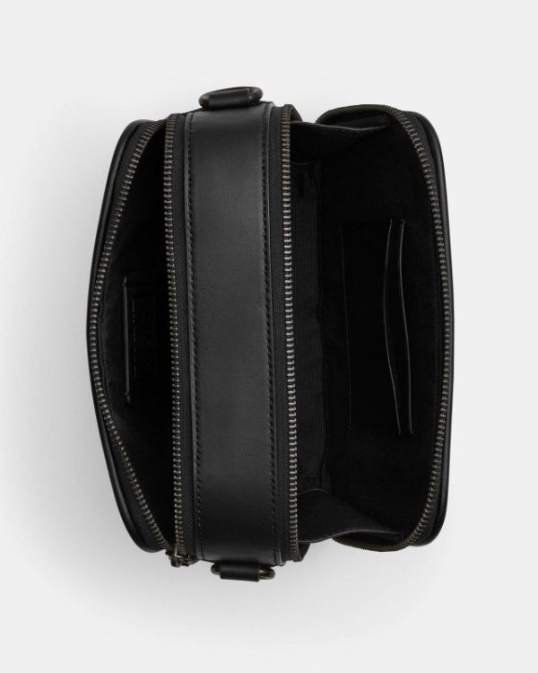 coach wyatt crossbody in signature canvas