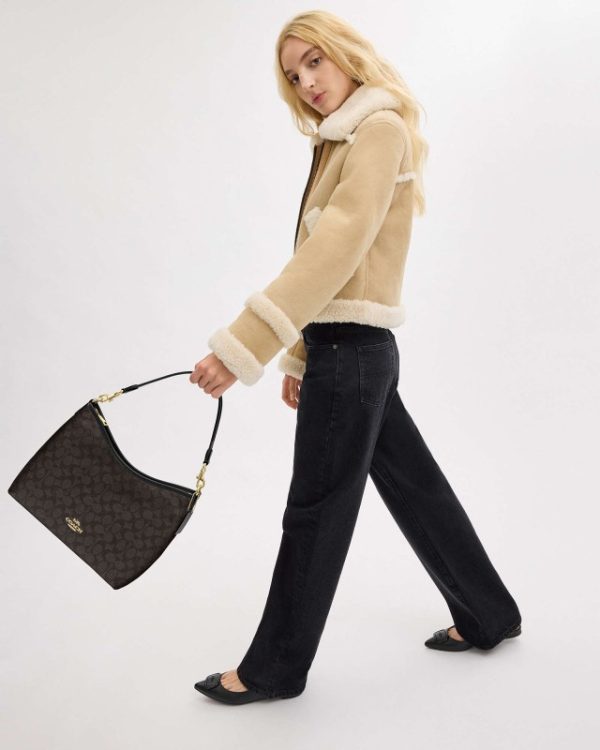 coach laurel shoulder bag in signature canvas