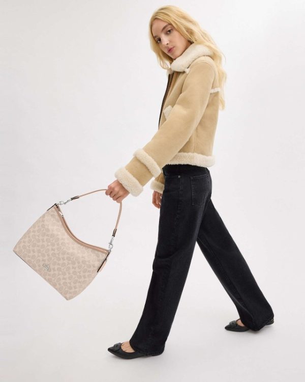 coach laurel shoulder bag in signature canvas