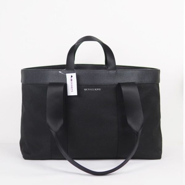 michael kors travel bag